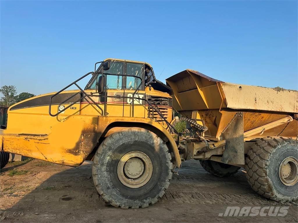 CAT 740 Zglobni demperi
