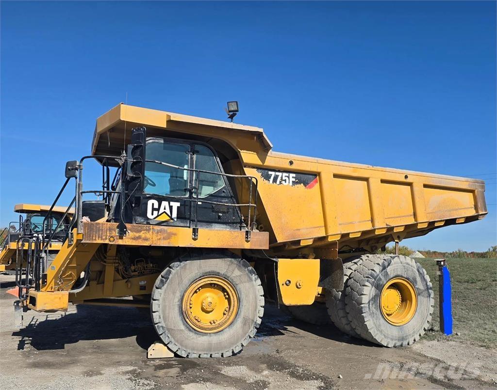 CAT 775F Zglobni demperi