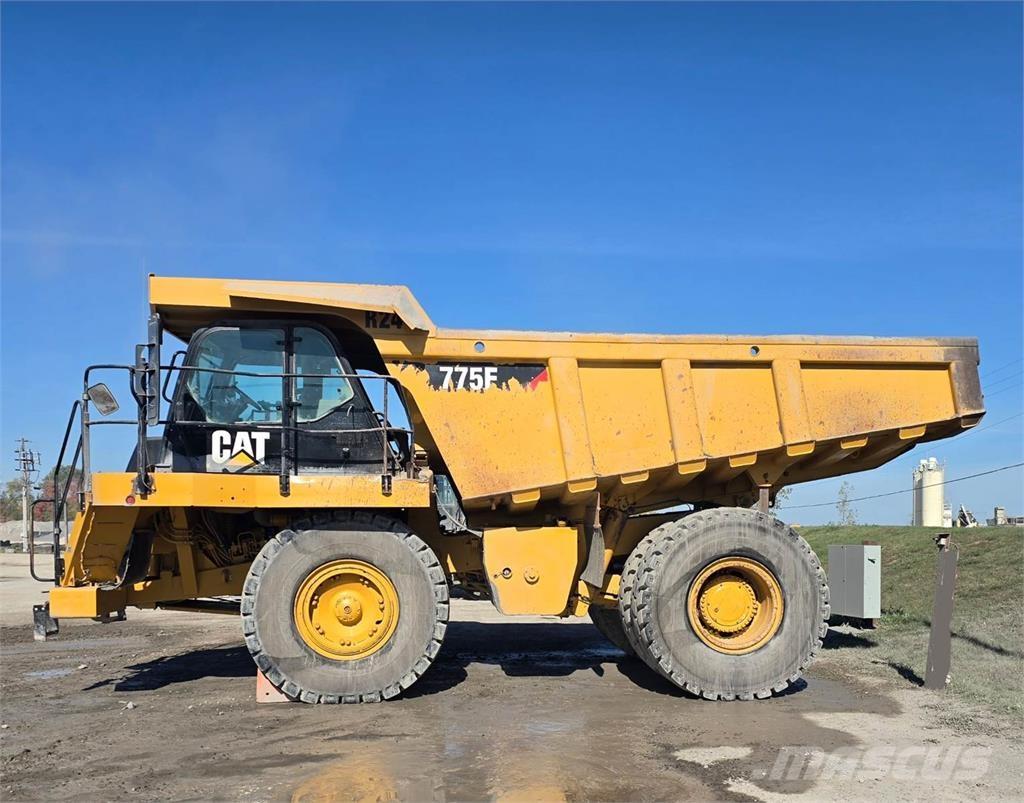 CAT 775F Zglobni demperi