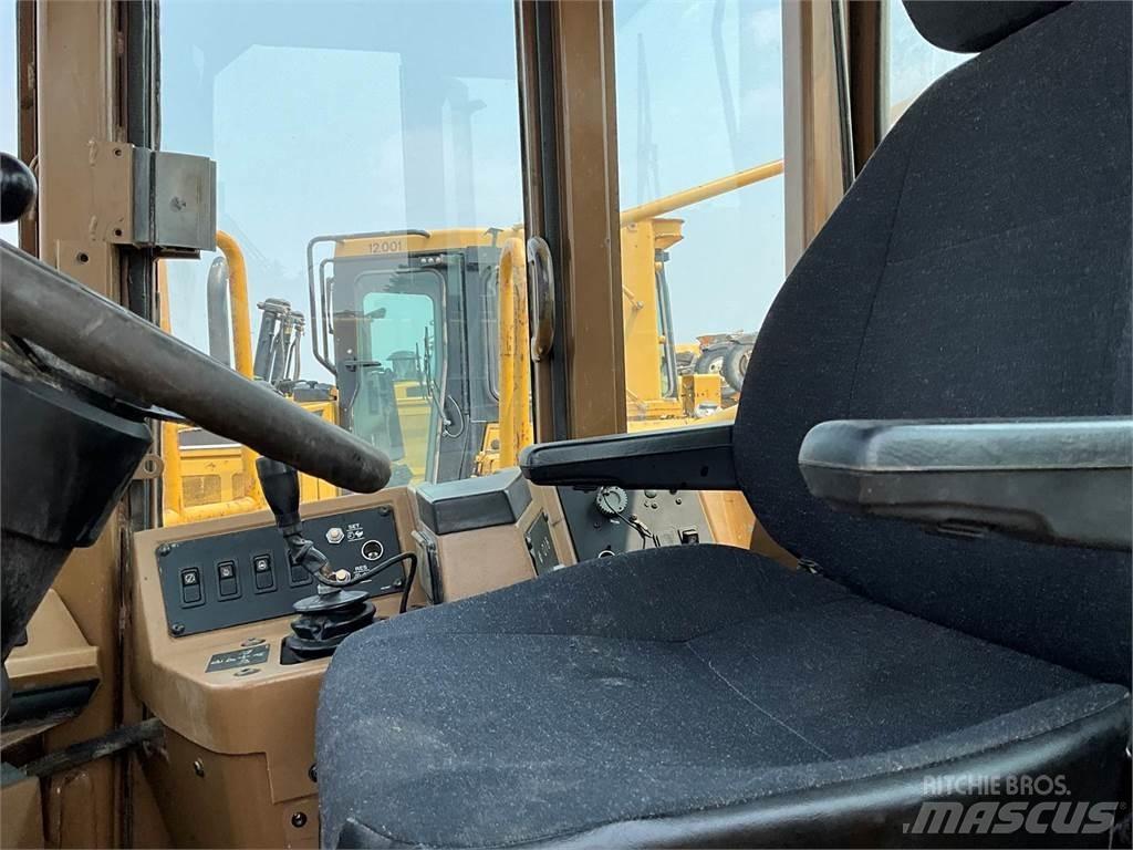 CAT 815F Kompaktori zemlje