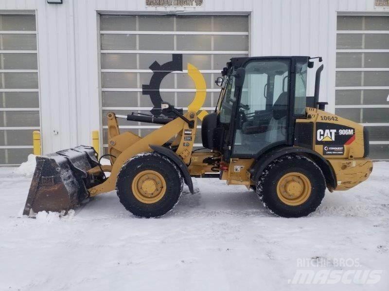 CAT 906M Utovarivači na kotačima