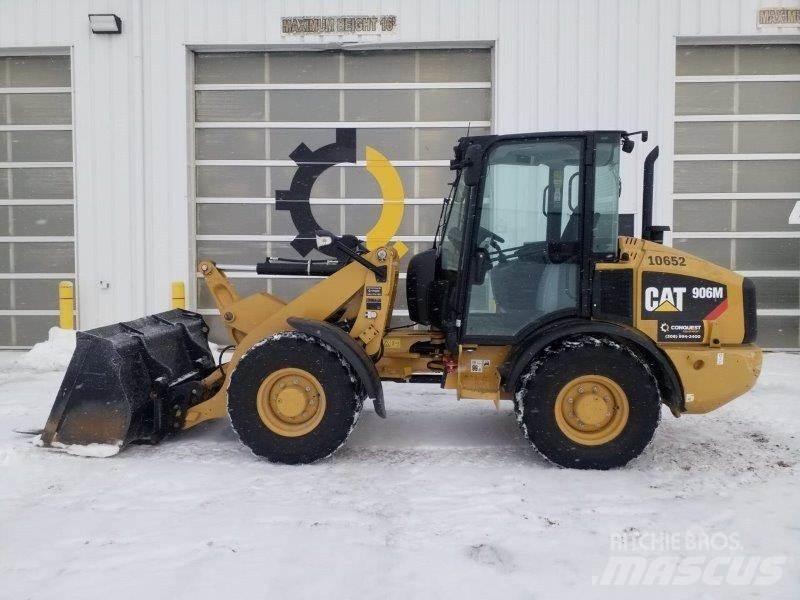 CAT 906M Utovarivači na kotačima