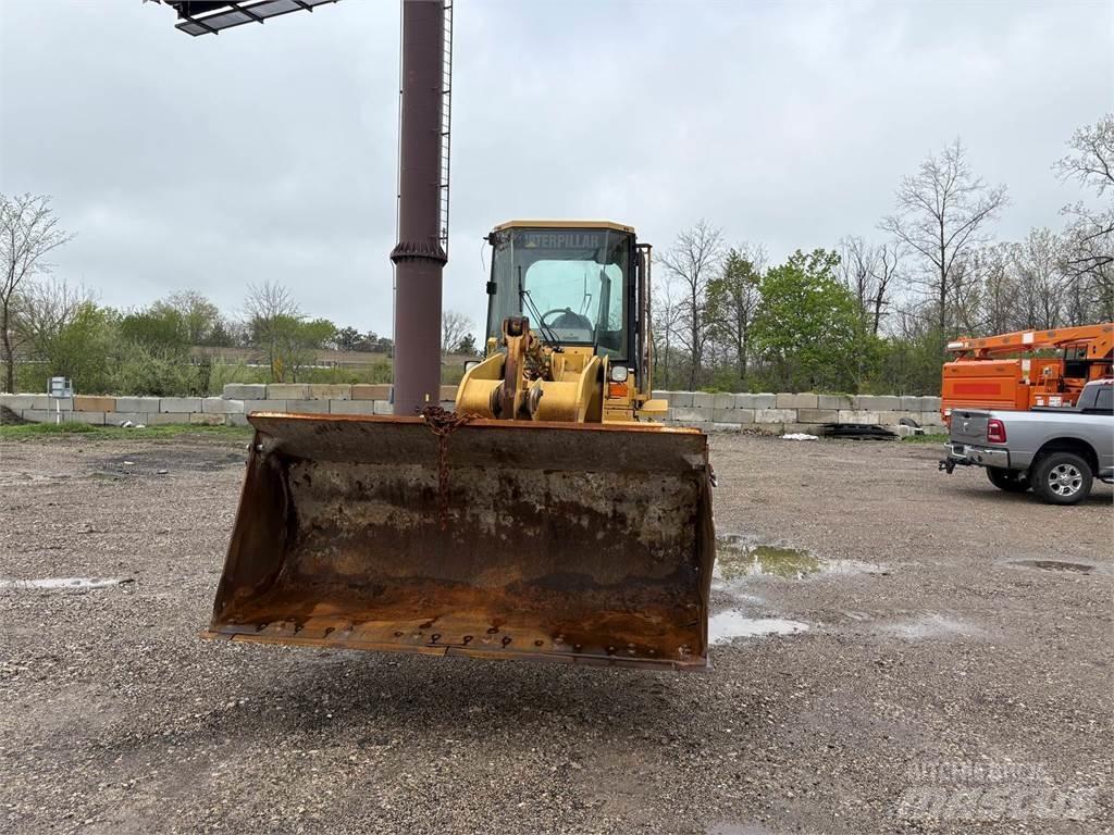 CAT 924F Utovarivači na kotačima