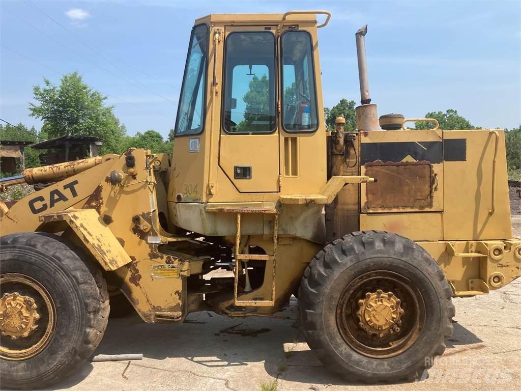 CAT 926E Utovarivači na kotačima