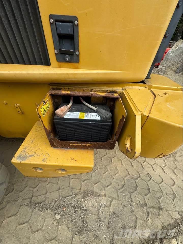CAT 930G Utovarivači na kotačima
