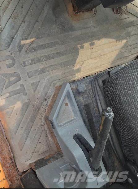 CAT 930G Utovarivači na kotačima