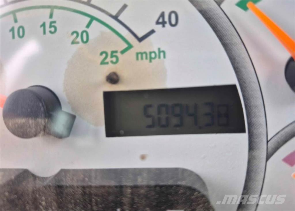 CAT 930G Utovarivači na kotačima