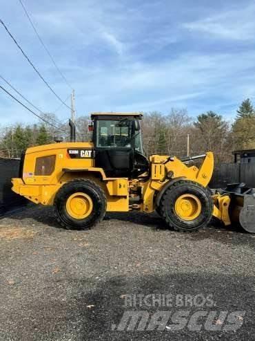 CAT 930M Utovarivači na kotačima