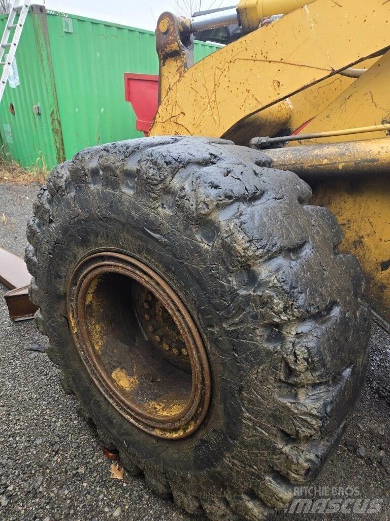 CAT 938F Utovarivači na kotačima