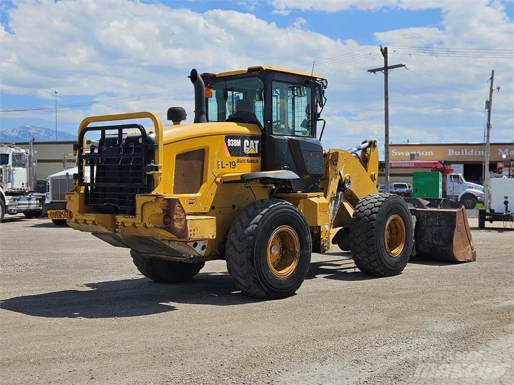 CAT 938M Utovarivači na kotačima
