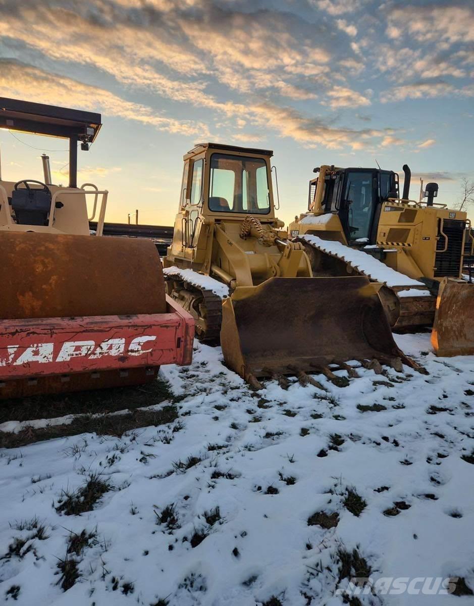 CAT 943 Utovarivači gusjeničari
