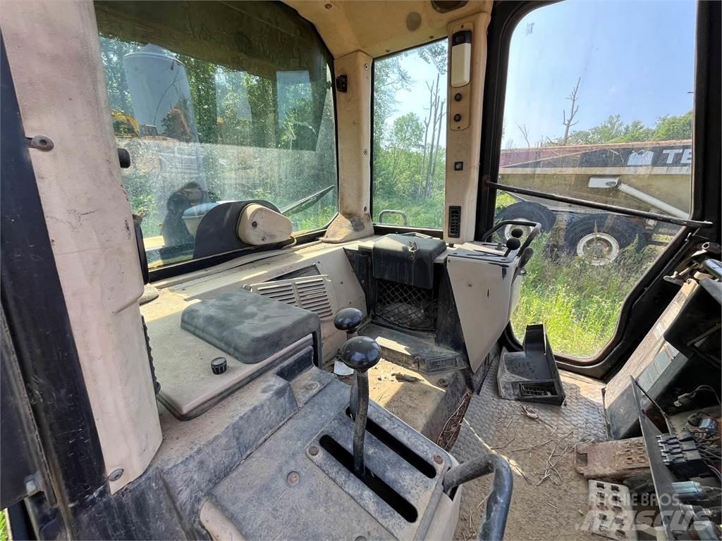 CAT 953C Utovarivači gusjeničari