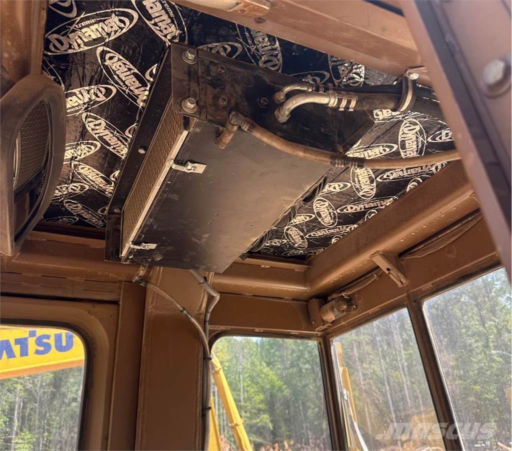 CAT 963 Utovarivači gusjeničari