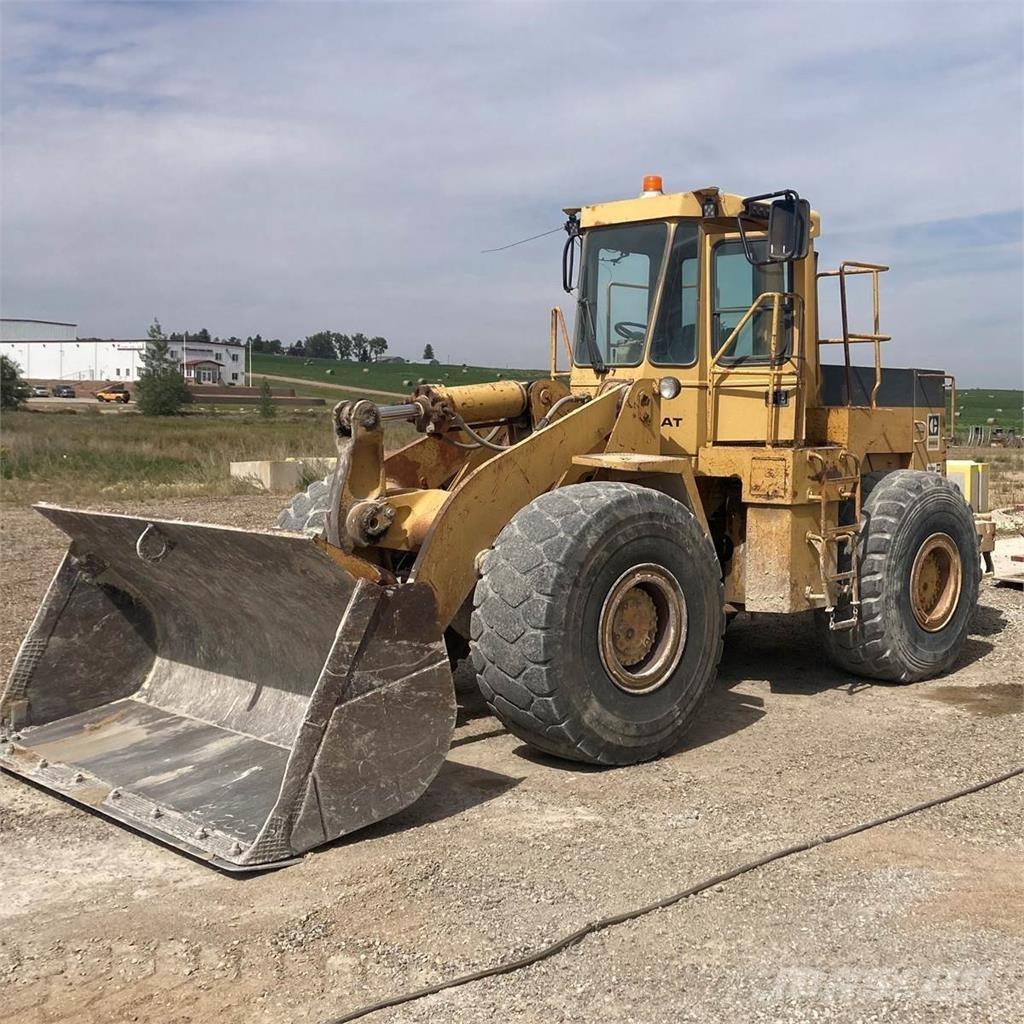 CAT 966D Utovarivači na kotačima