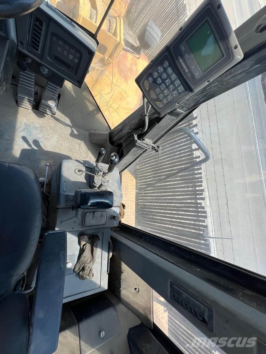 CAT 966G Utovarivači na kotačima