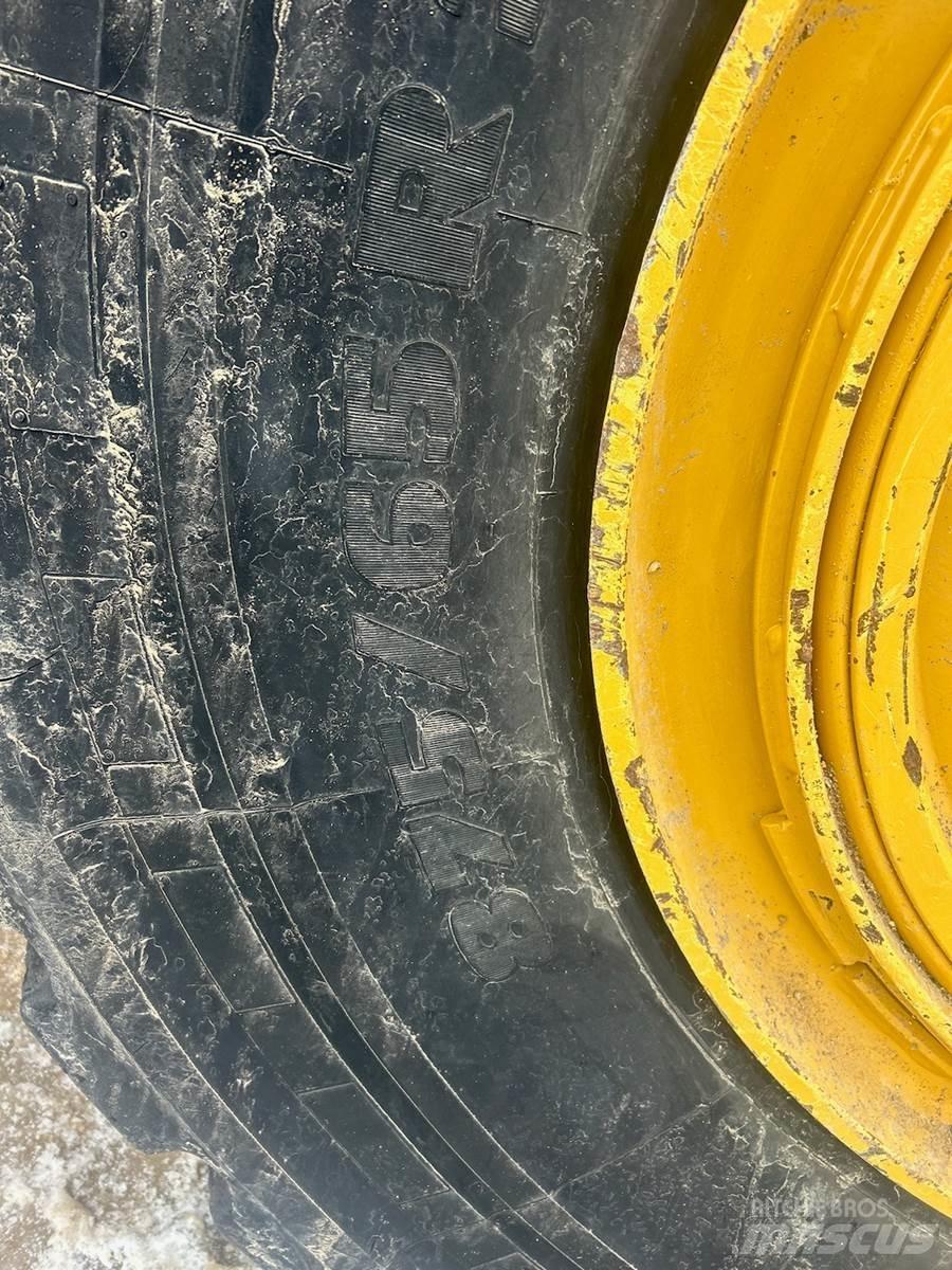 CAT 980M Utovarivači na kotačima