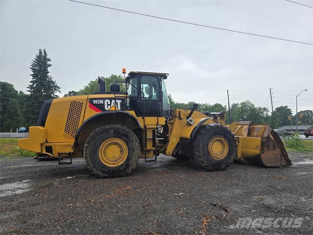 CAT 982M Utovarivači na kotačima