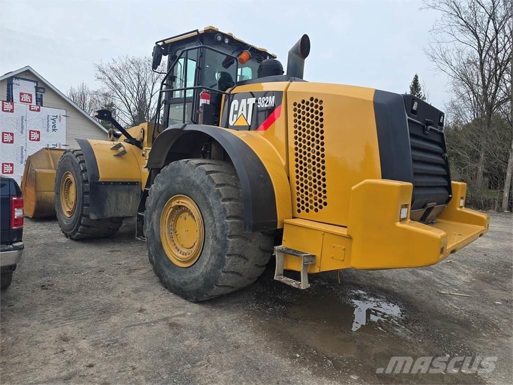 CAT 982M Utovarivači na kotačima