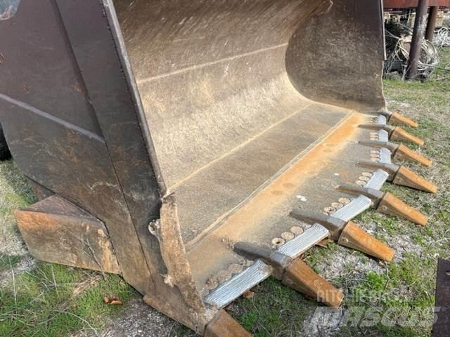 CAT 988B Utovarivači na kotačima