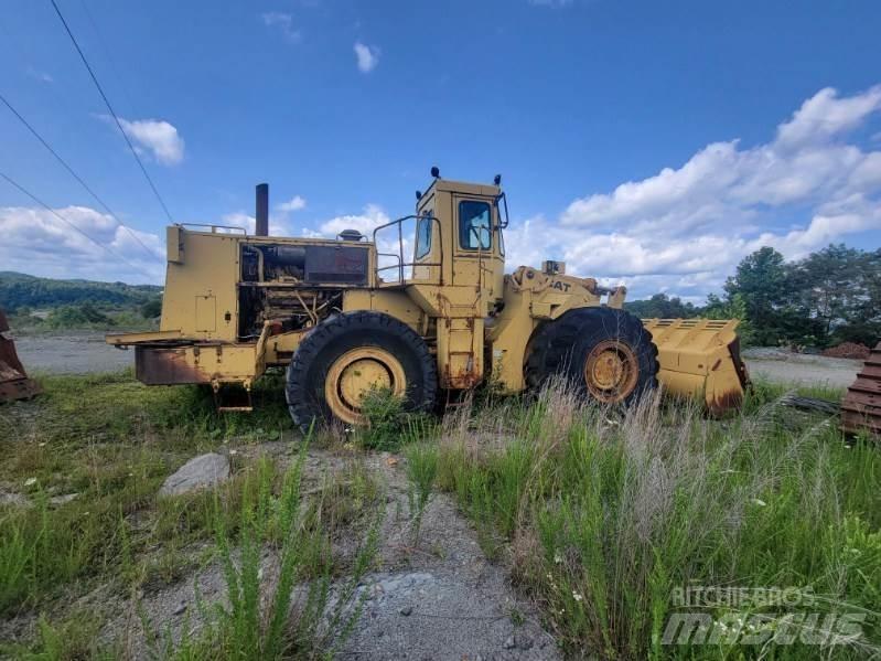 CAT 988B Utovarivači na kotačima