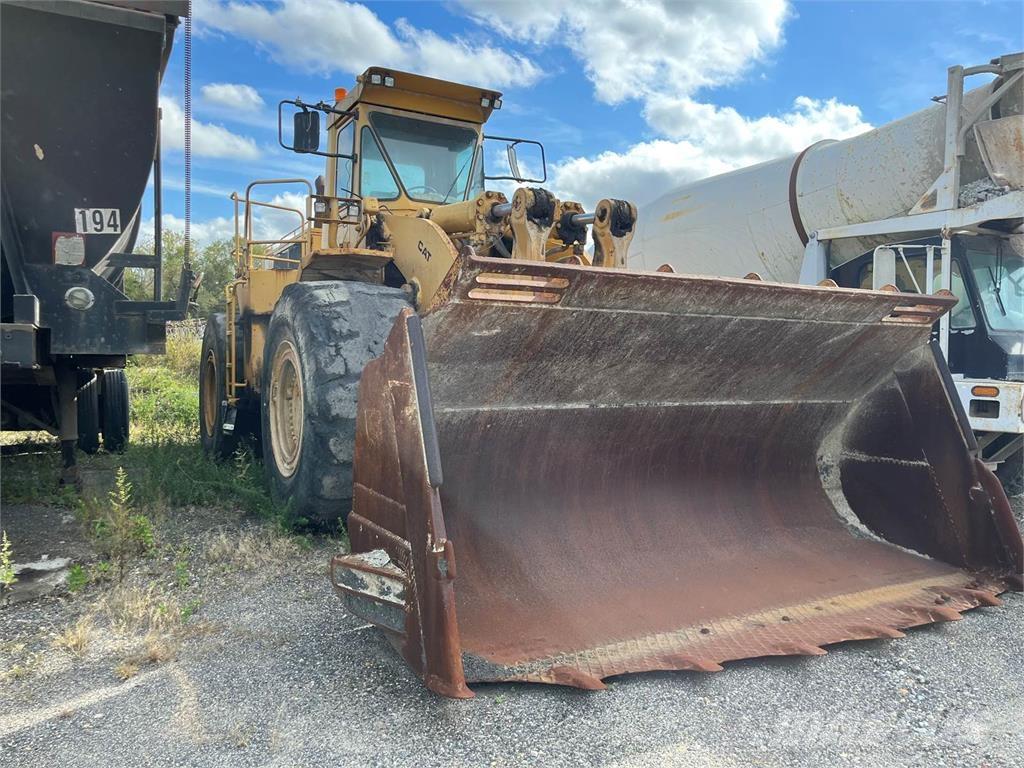 CAT 988B Utovarivači na kotačima