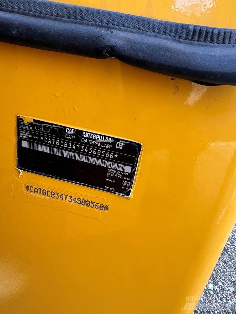 CAT CB34 Asfaltni finišeri