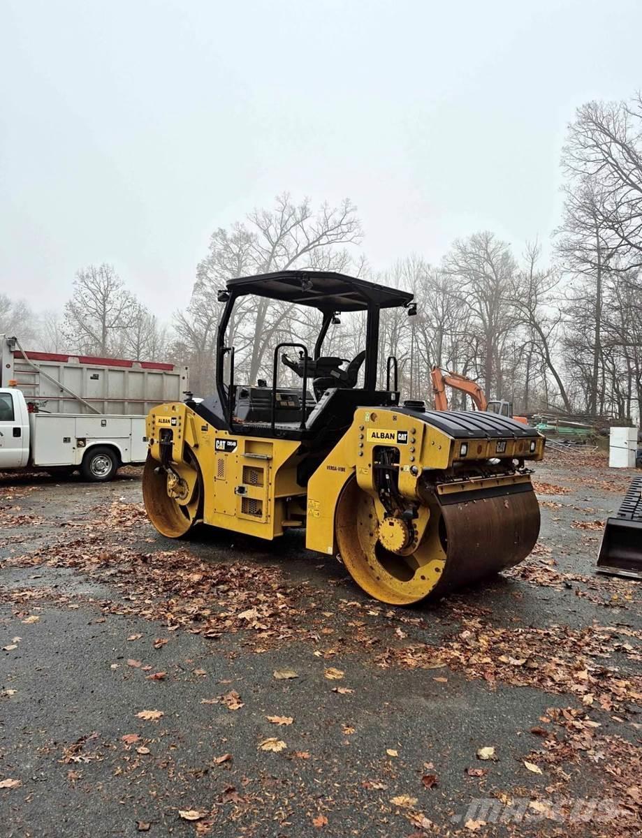 CAT CB54B Valjci sa jednim bubnjem