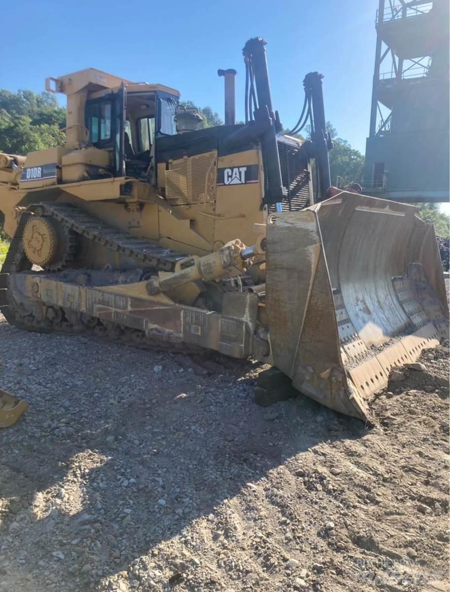CAT D10R Buldožeri gusjeničari