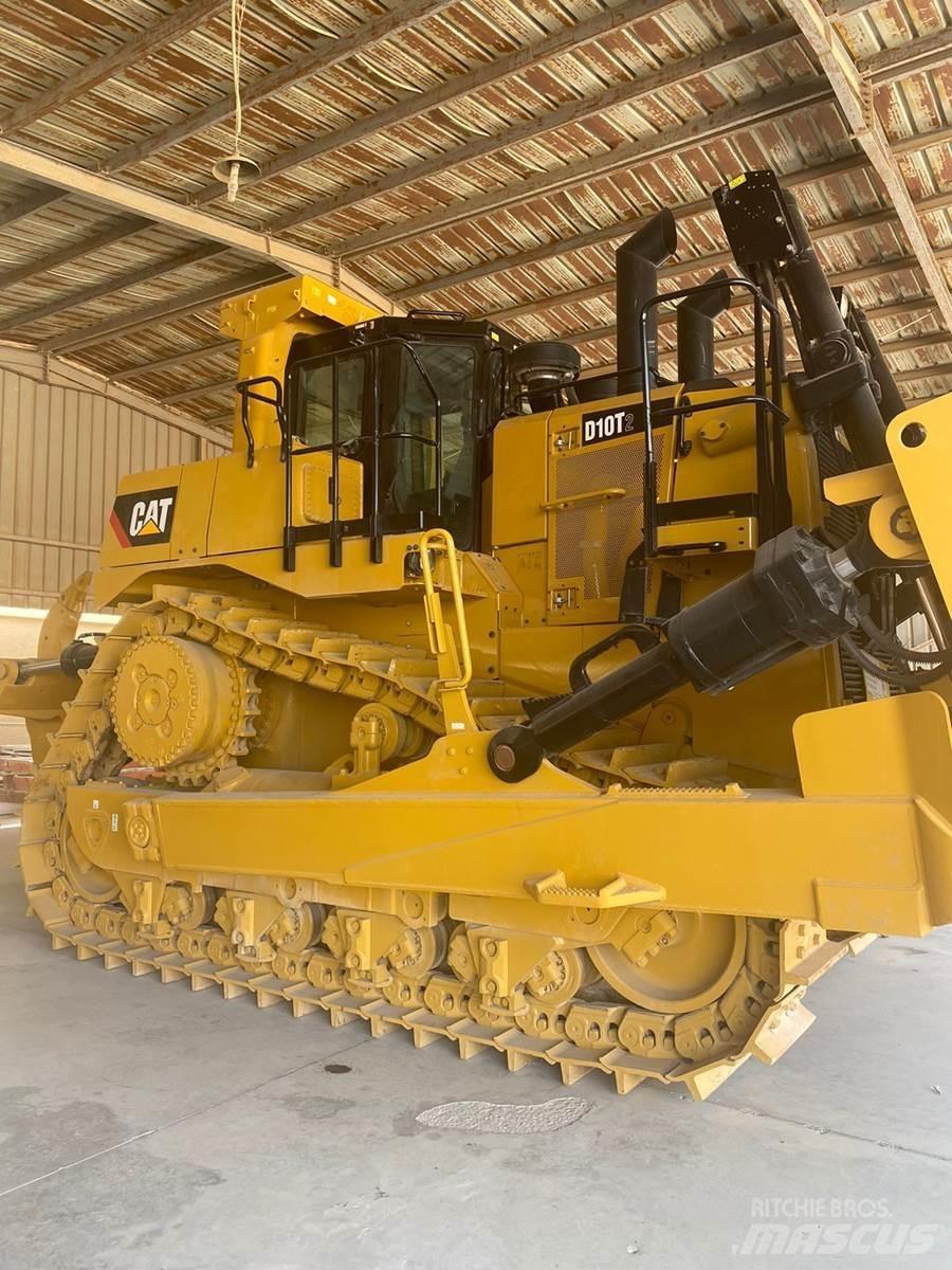 CAT D10T2 Buldožeri gusjeničari