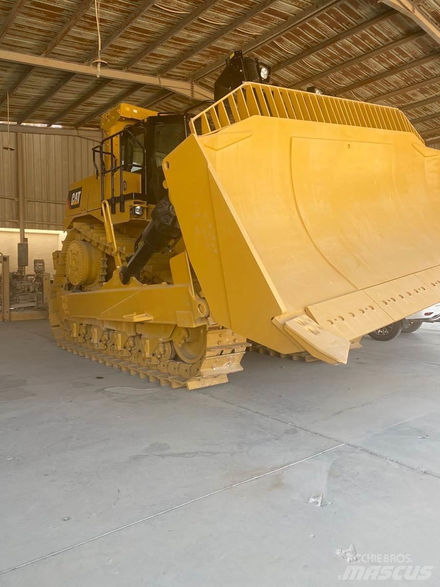 CAT D10T2 Buldožeri gusjeničari