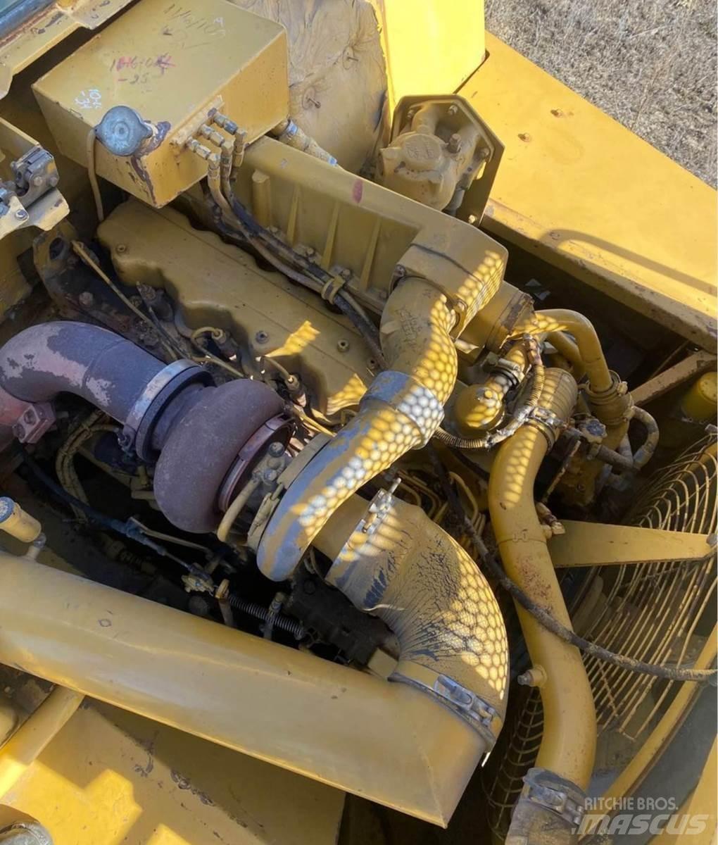 CAT D250B Zglobni demperi