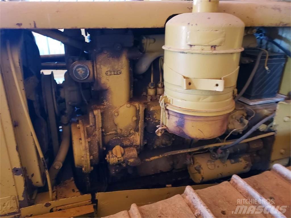 CAT D4 Slagači cijevi