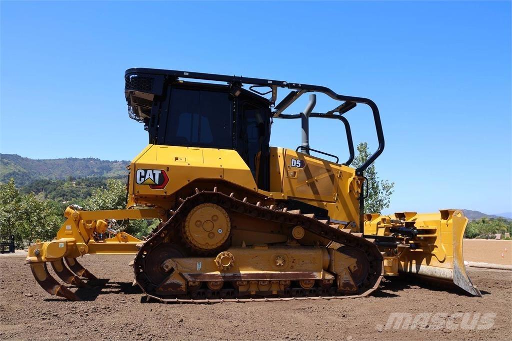 CAT D5 XL Buldožeri gusjeničari