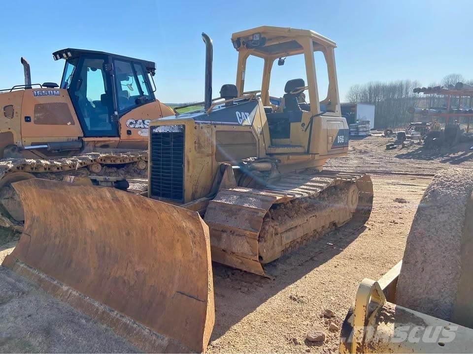 CAT D5G Buldožeri gusjeničari