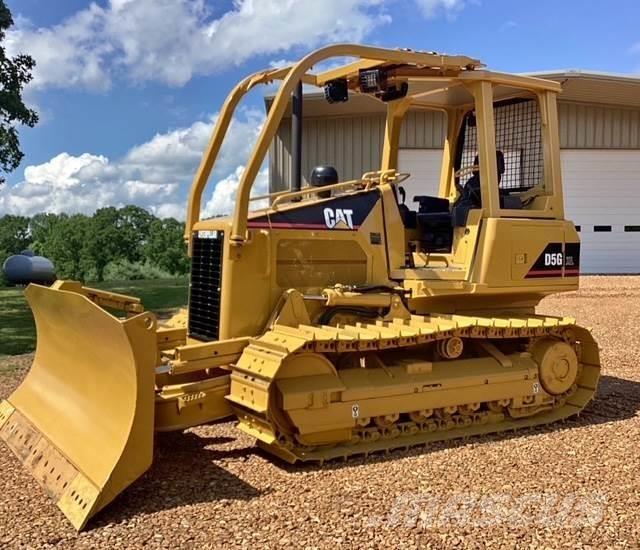 CAT D5G XL Buldožeri gusjeničari