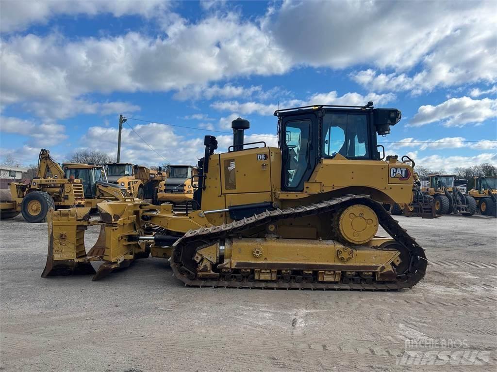 CAT D6 Buldožeri gusjeničari