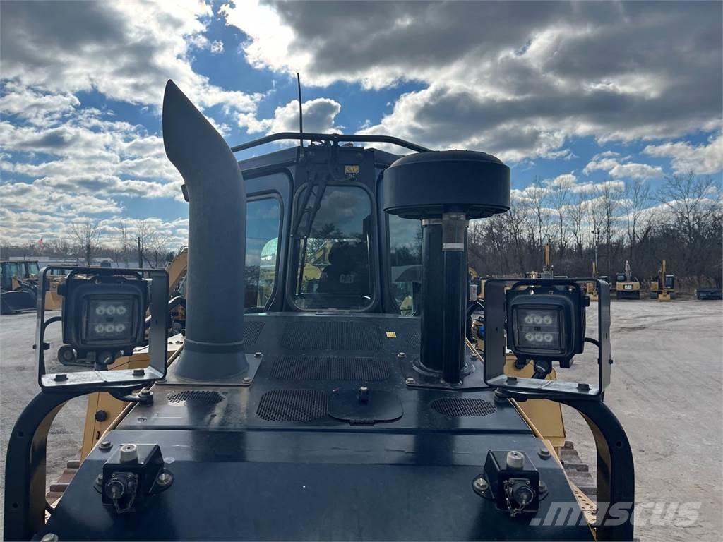 CAT D6 Buldožeri gusjeničari