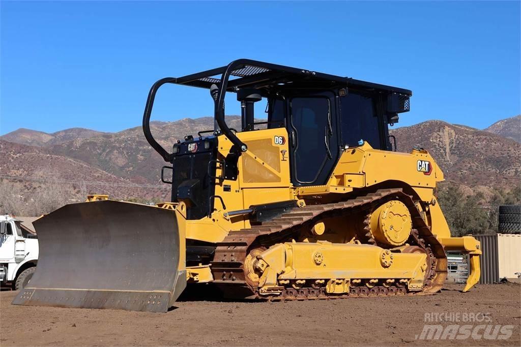 CAT D6 XL Buldožeri gusjeničari
