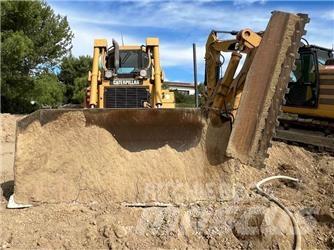 CAT D6T Buldožeri gusjeničari
