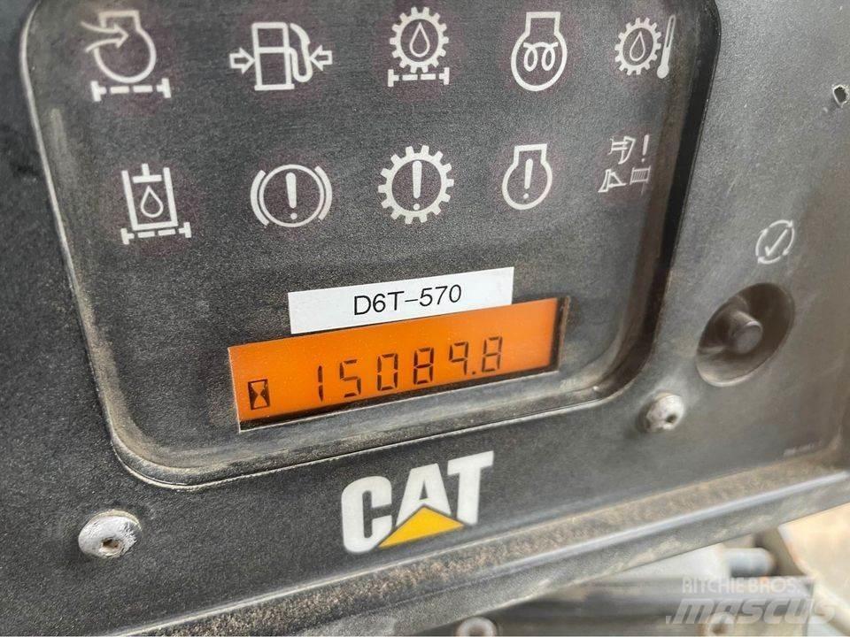 CAT D6T Buldožeri gusjeničari