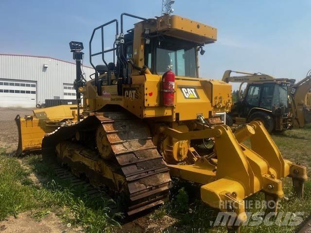 CAT D6T Buldožeri gusjeničari