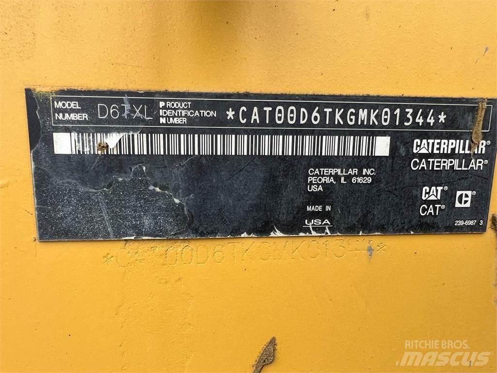 CAT D6T XL Buldožeri gusjeničari