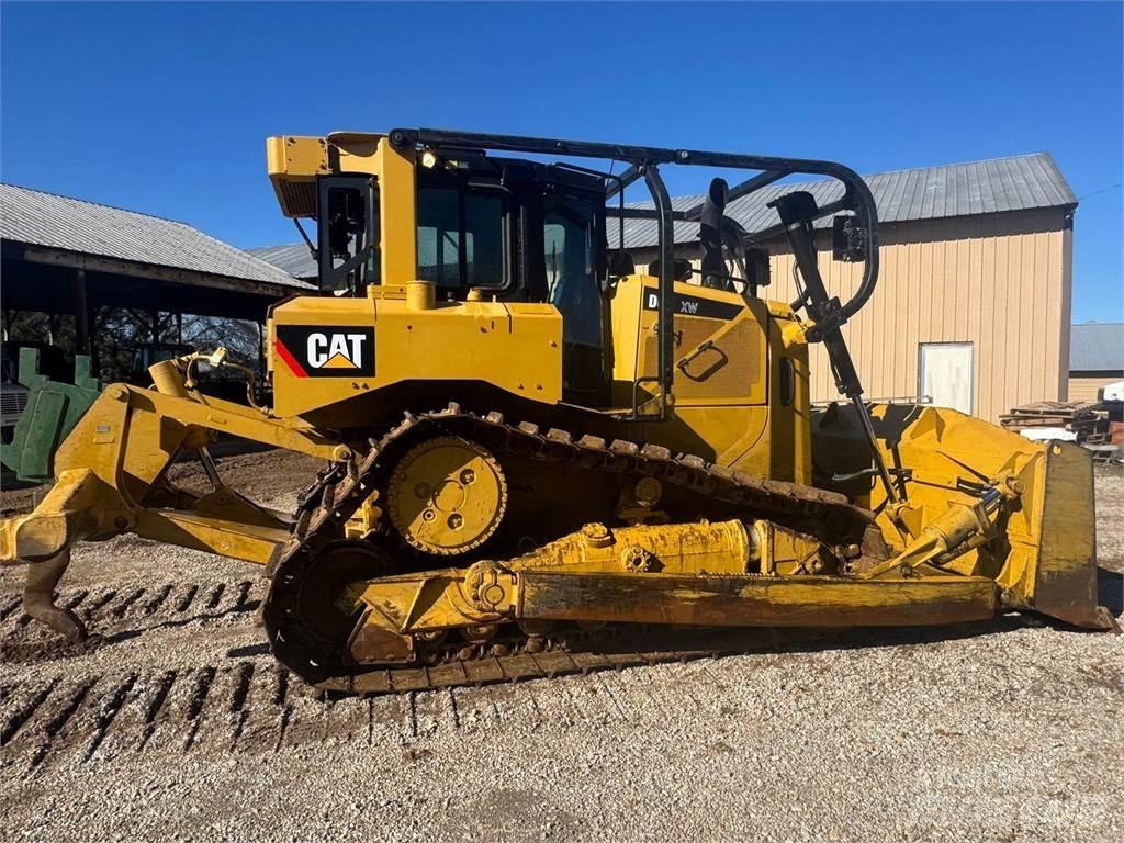CAT D6T XW Buldožeri gusjeničari