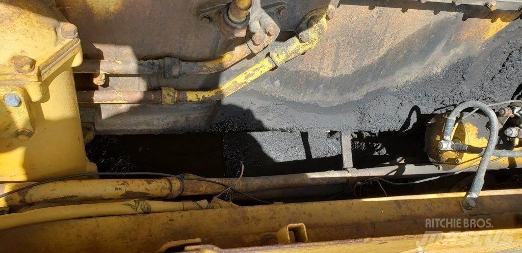 CAT D8H Buldožeri gusjeničari