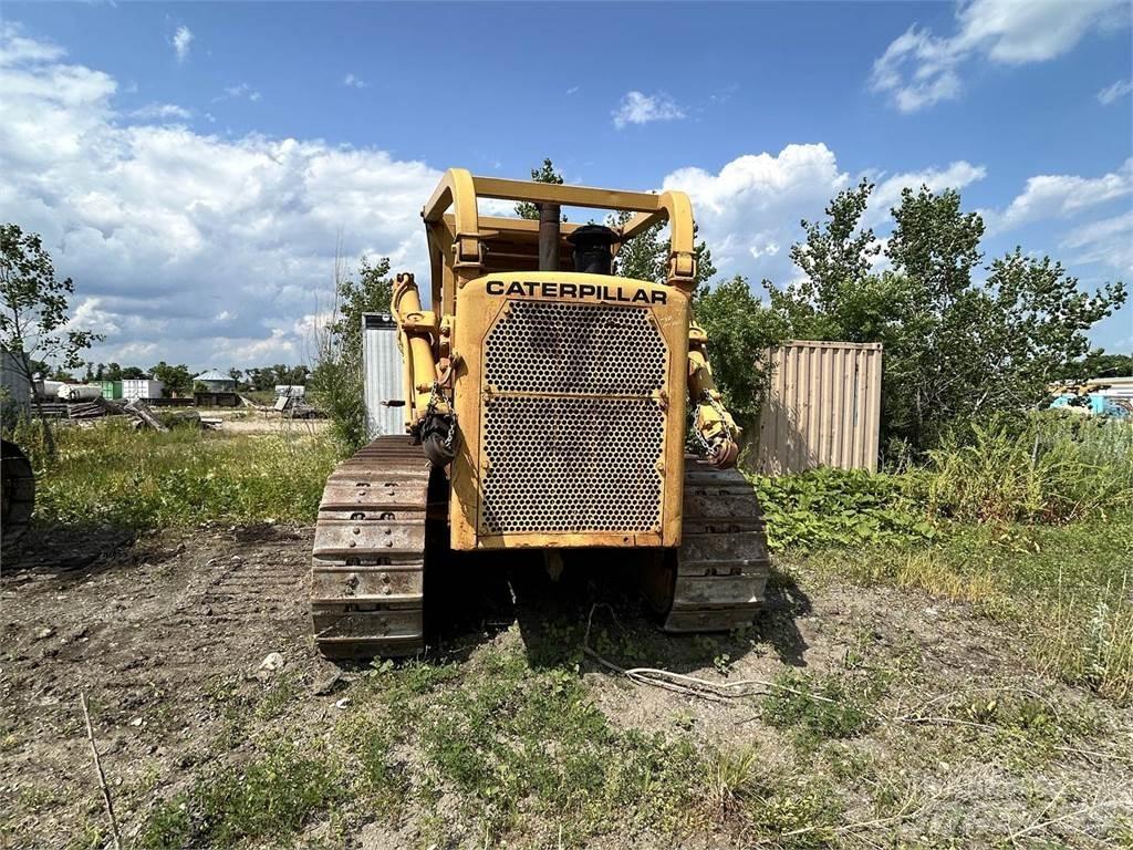 CAT D8H Buldožeri gusjeničari
