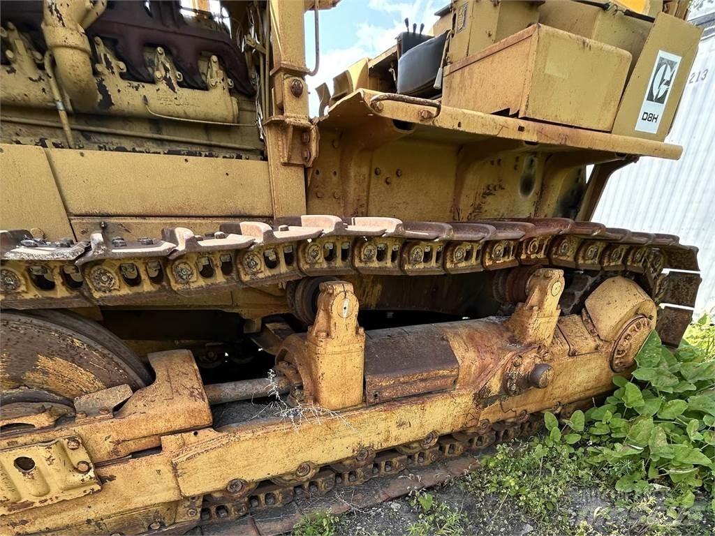 CAT D8H Buldožeri gusjeničari