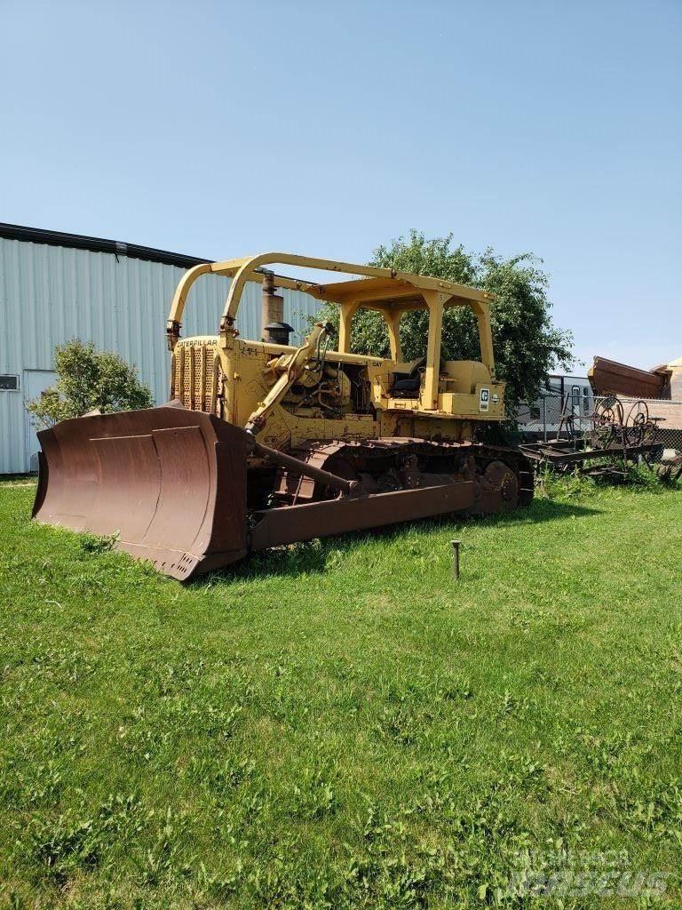 CAT D8K Buldožeri gusjeničari