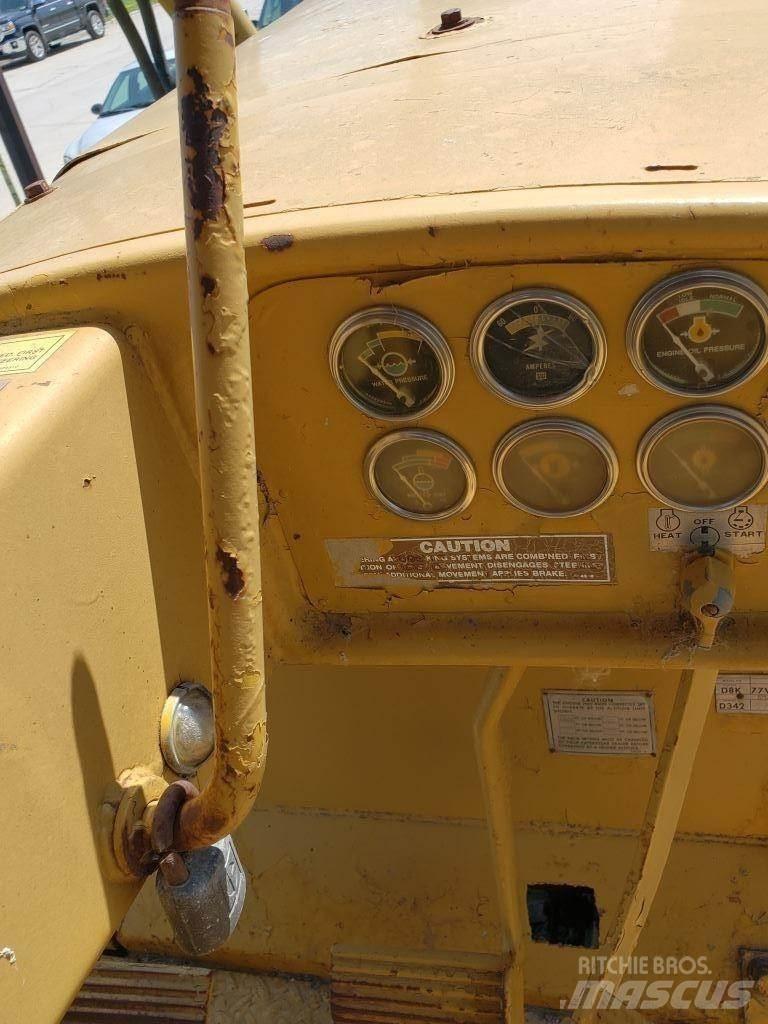 CAT D8K Buldožeri gusjeničari