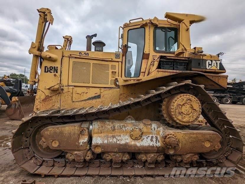 CAT D8N Buldožeri gusjeničari