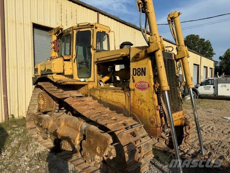 CAT D8N Buldožeri gusjeničari